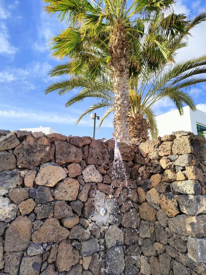 Ailana Suite frente al Mar y con piscina Costa Teguise Exterior foto