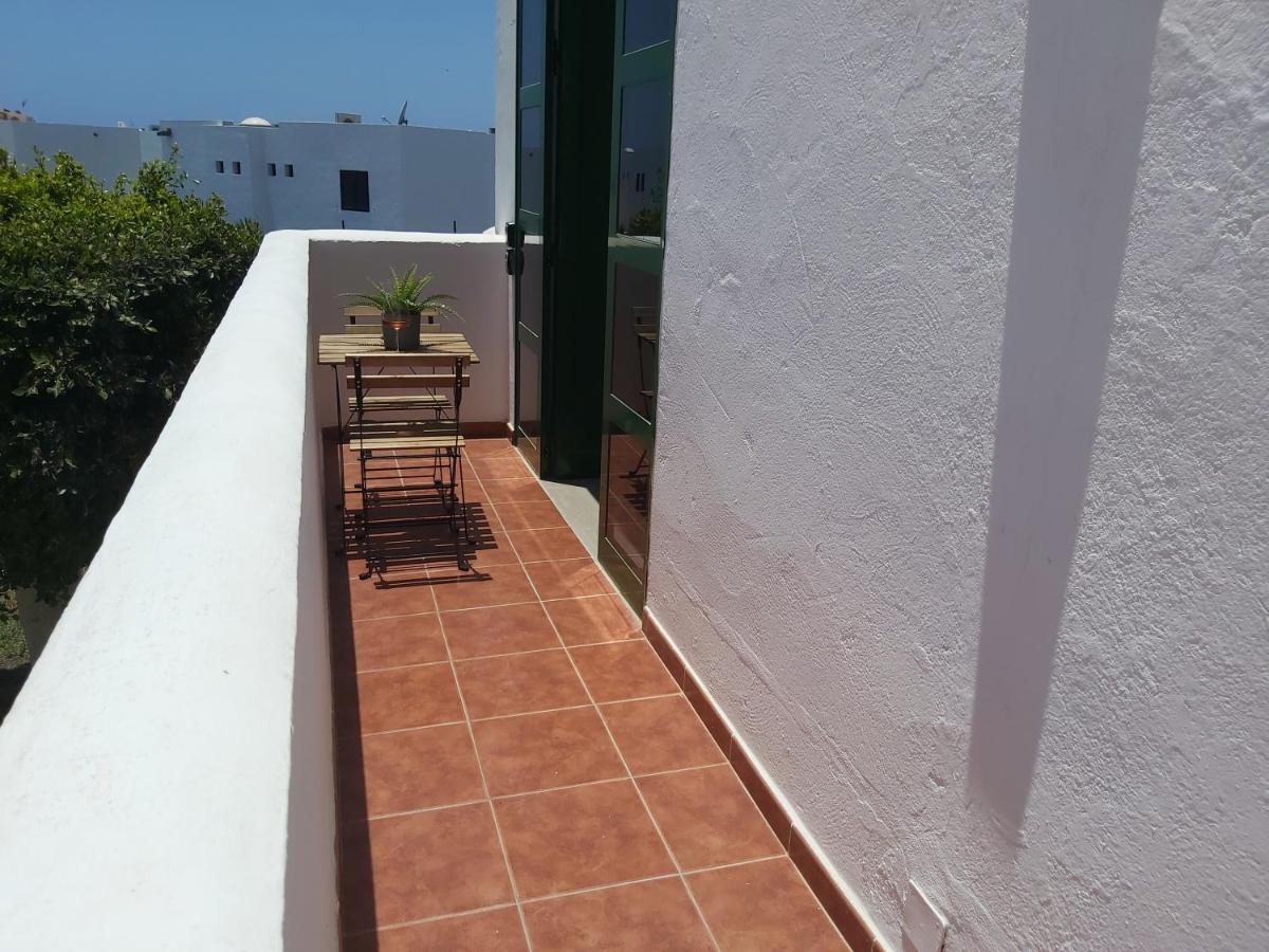 Ailana Suite frente al Mar y con piscina Costa Teguise Exterior foto