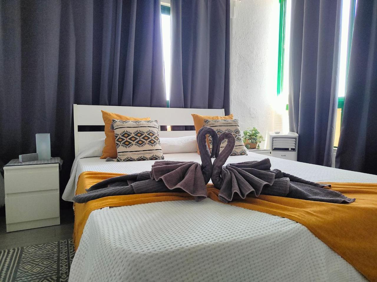 Ailana Suite frente al Mar y con piscina Costa Teguise Exterior foto