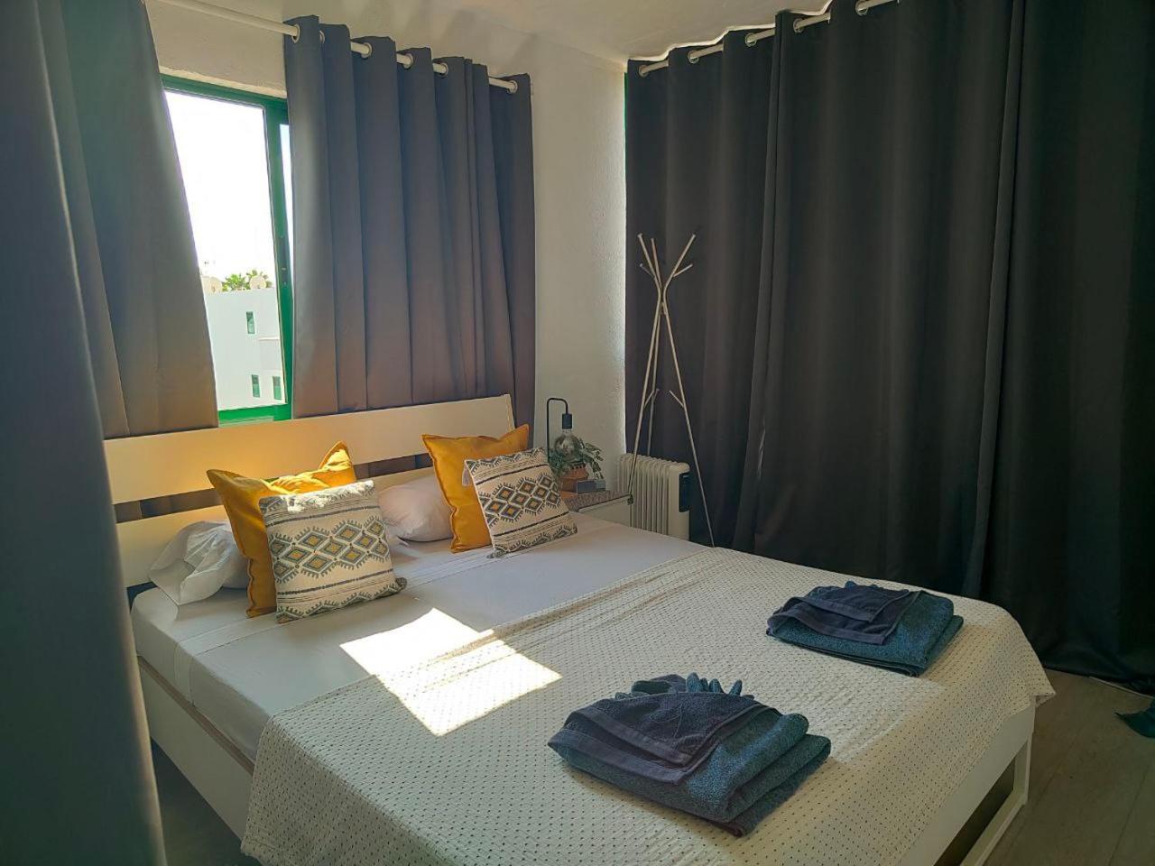 Ailana Suite frente al Mar y con piscina Costa Teguise Exterior foto